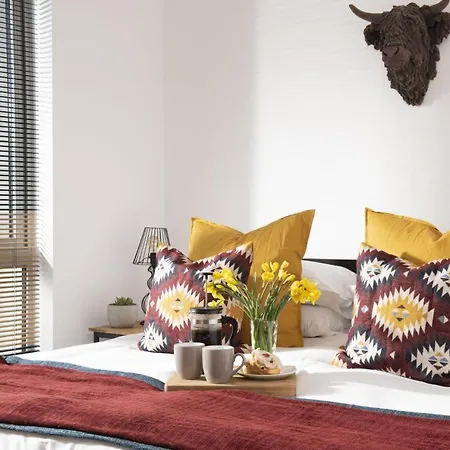 Lusty Glaze View Apartment *